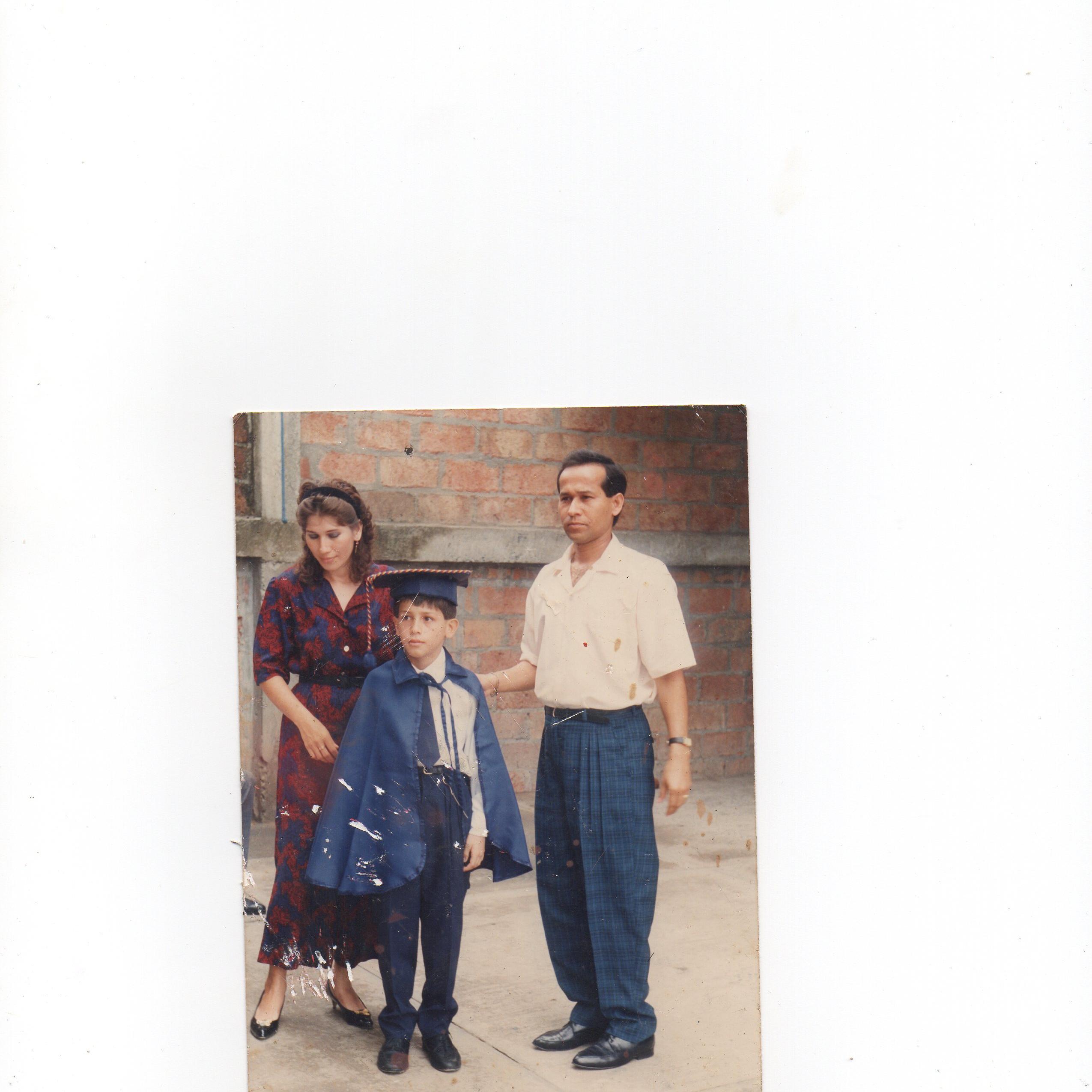 NACIDO EN BELLAVISTA - MANABI EL  21 DE ABRIL DE  1962