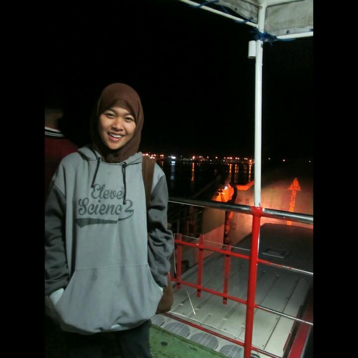 yanuar rahayu ningsih || SHS 1 Kota Mungkid || X.6 XI A2 XII A1