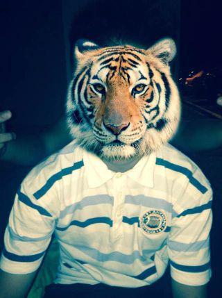 AaronAzmie15's profile picture. Tweet →photograpy ★ Funny ★ other (^_-)-☆