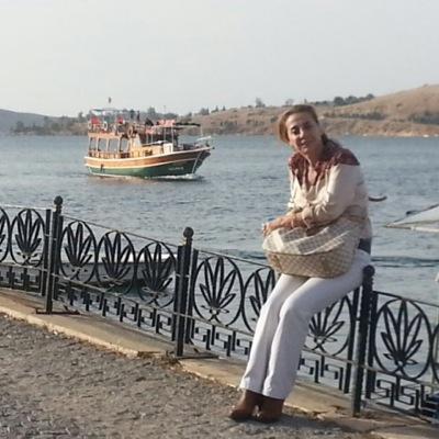 Nerminsahinbas's profile picture. 