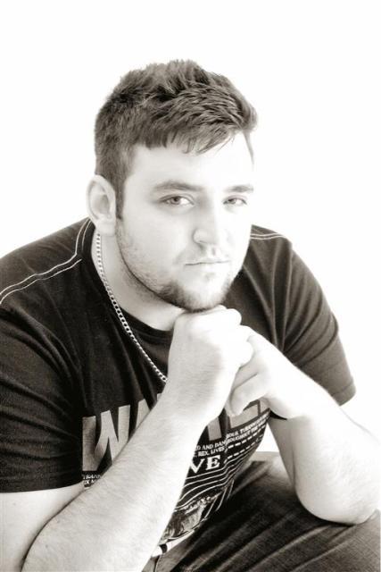 LourensDeJager7's profile picture. I'll be back, watch the space and remember to always - Stay loyal, train hard, be friendly and life will offer you the best of memories.