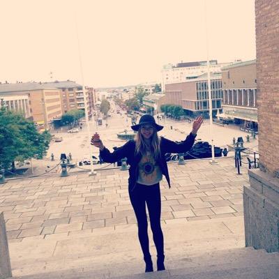 alyssakholley's profile picture. Fashion, Business & Promotions BA (Hons) Graduate