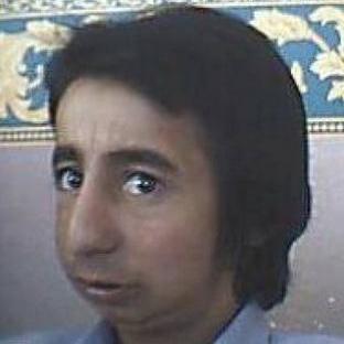 Temizliğime çok imrenirim her gün duş alırım sevgulüm yoh param var kroyum her türlü yıkama yağlama yaparım bende bu kadar öptüm bay gömdüm say hihihi