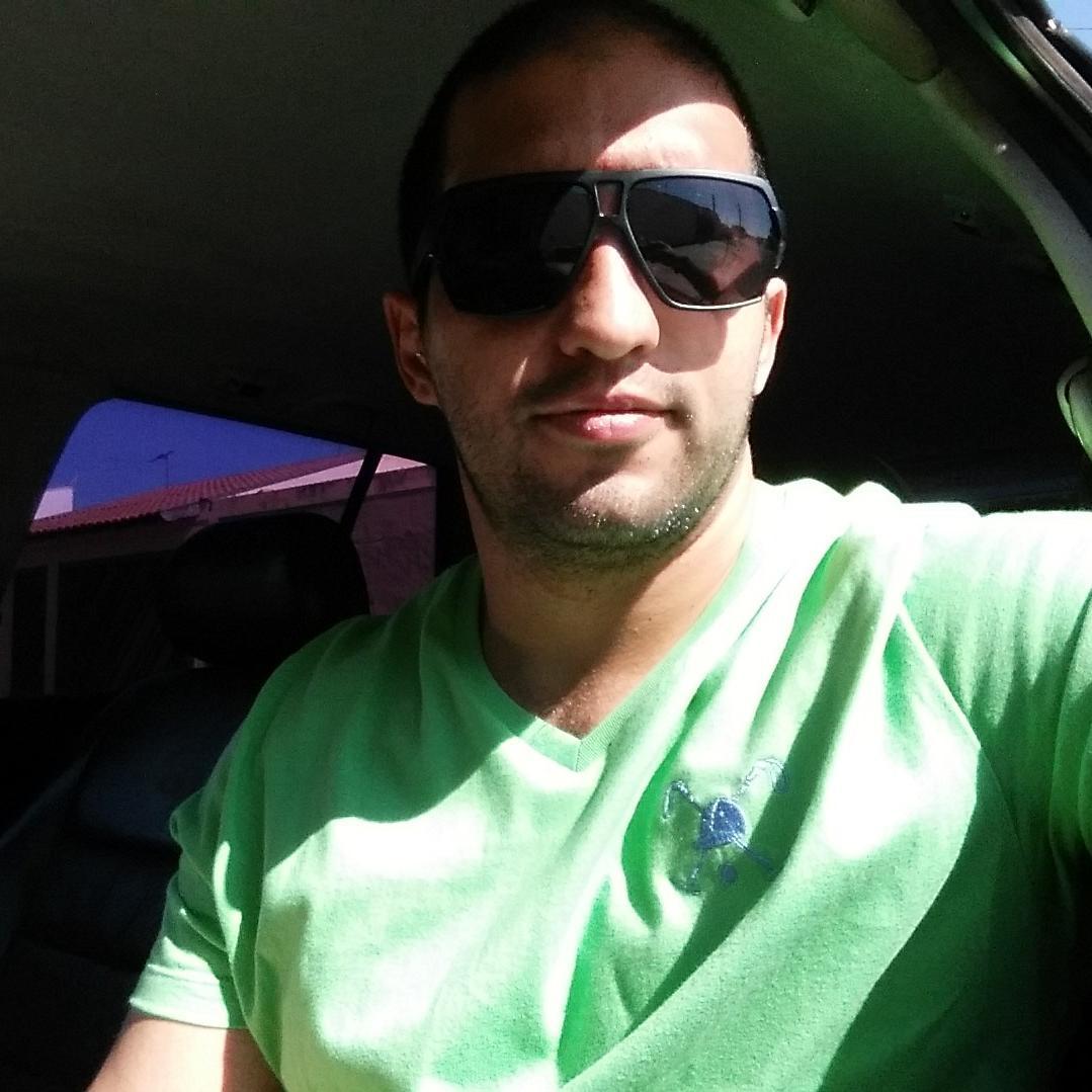 caiocardozocb3's profile picture. 
