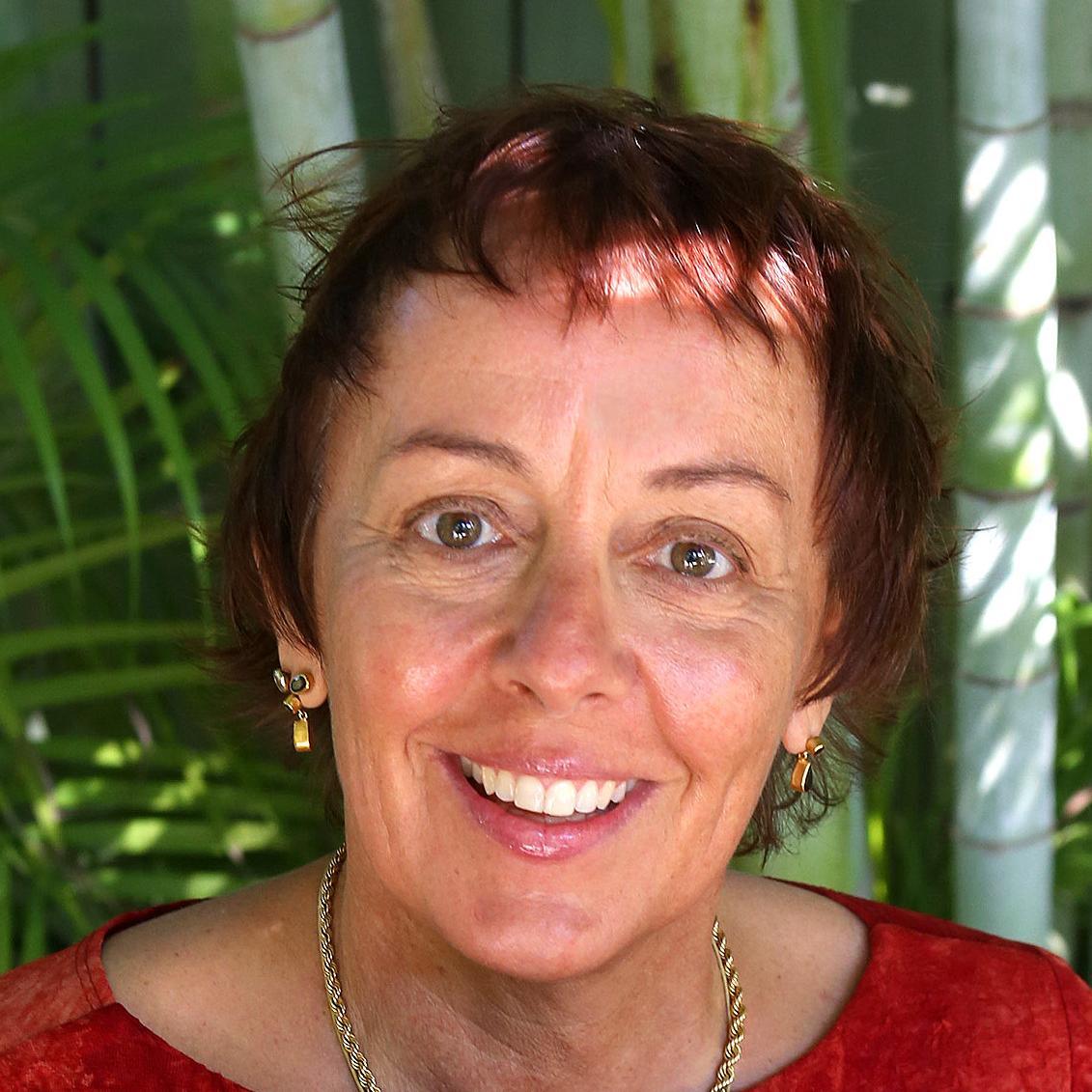 Helping you release negative emotions, addictions and entities. Hypnotherapist, expert EFT (Tapping) practitioner and author of Quit Smoking Now and Forever.