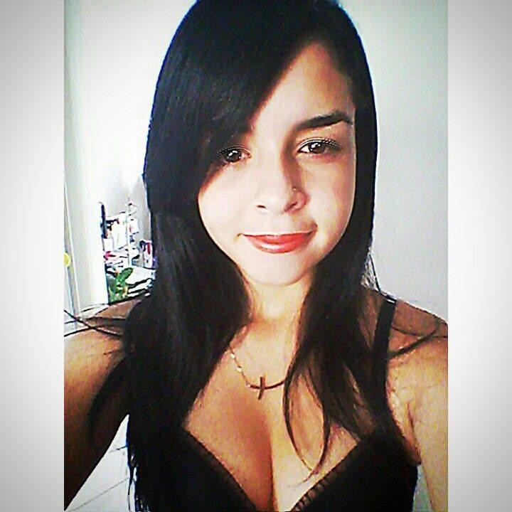 ''E que só chegue perto de mim aquele que for me fazer sorrir.''