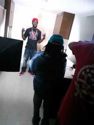 sixshooterBCM's profile picture. Fresh,creative, humors, LYRICAL WARLOCK  #TeamFollowBack  Artist/songwriter/engineer/investor/ #BlackCashMedia  #BCM https://t.co/KIEbMfBeHr