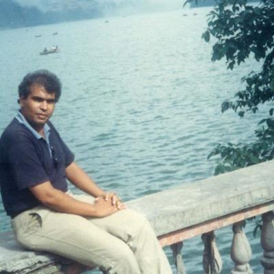 zindgi ittefaq hai.. kal bhi ittefaq thi.,aaj bhi ittefaq hai.,.,!
