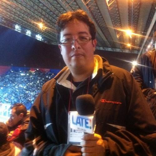 Periodista Deportivo boliviano, egresado de TEA-Rosario, tengo una adicción a la mayoría de los deportes y soy un apasionado por hacer radio.