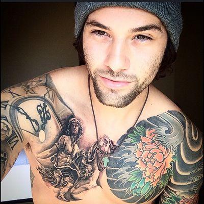 Owner of Hendricks Clothes Store. Father of Tyler Luke Hendricks. Lover of tattoos & @daladydeadpool. Born: June 26, 1988. Age: 26