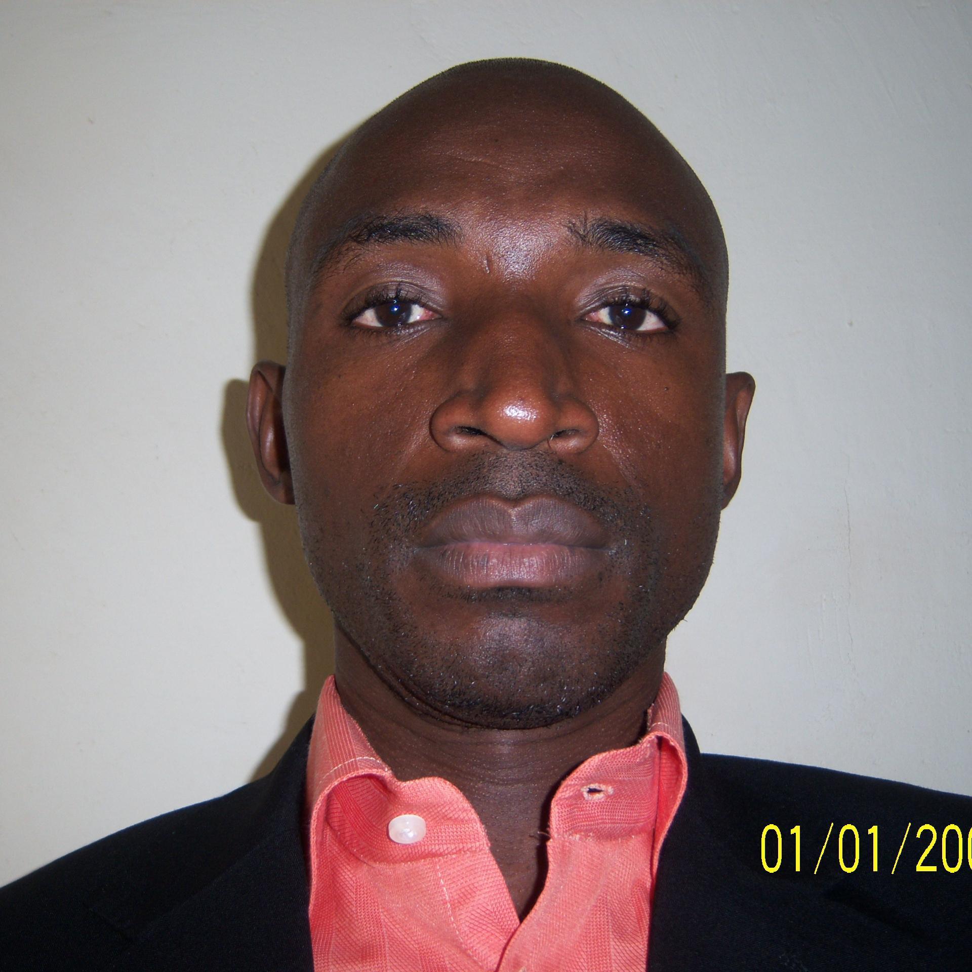 a_diallito's profile picture. Dr Adama DIALLO - Pharmacien.                   #Santé, #Humanitaire, #Environnement, #Sport, ..., #Politique.