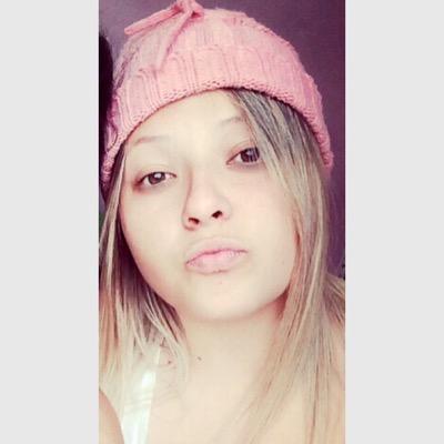 Nome Artístico: Thainá Cavichioli