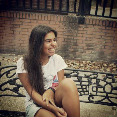 Corre por mis venas la musica de un alma libre y sin cadenas. The best things in life just happen. Sigue tu vuelo de libertad