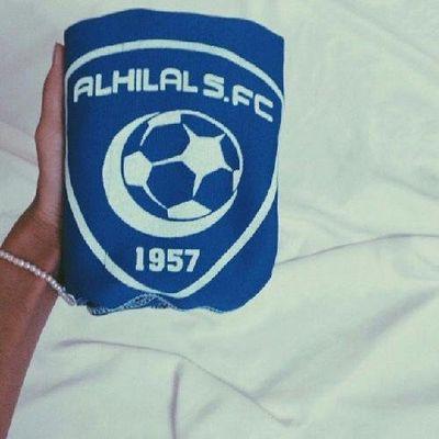 ‏‏‏‏الدنيا مليانه جمال بس مثل الهﻻل ؟ والله مافيه