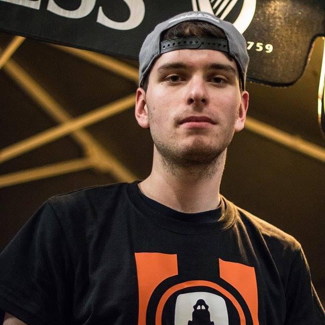 GM Terran. Host of #DGTalk and Head of Donkey Gaming TV. Player of @NoNeSports. Profile Photo made by @Cridili.