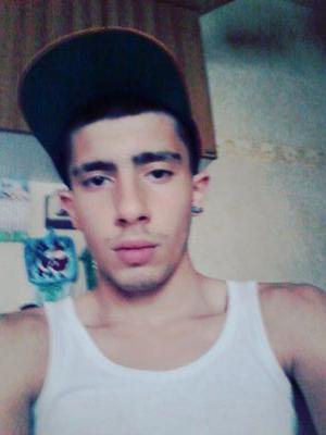 Naz98Di's profile picture. razzista , fumatore, single, reppista , fan di youporn