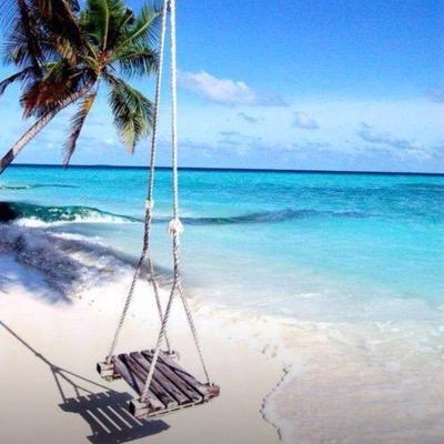 JSMOMENTS's profile picture. 