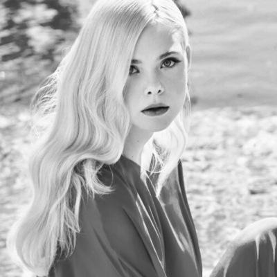 EdinaOfHogwarts's profile picture. “Somewhere the timing will all come together.” — Edina Fields, Ravenclaw. [#HarryPotter]