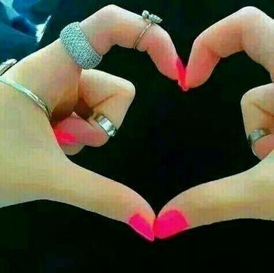 محظووووظهه بنت المحظظوهه اناآه