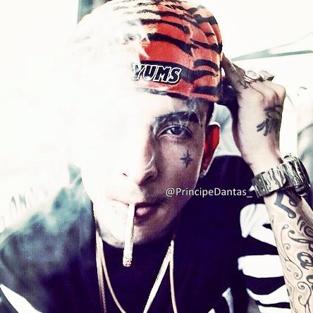 Esse é meu sonho e sempre levarei adiante. @MC_Guime ♥ Oficializada e seguida 21/12/2012 ás 13:14h. ( 14/11/12 )