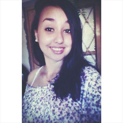 Por isso eu vim aqui te dizer, me namora, pois quando eu saio sei que você chora e fica só contando as horas, ah abre os braços vêm e me namora ♡ 5185843032