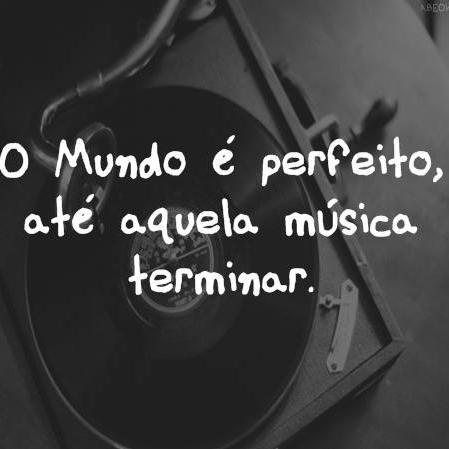“Acho que fiz tudo do jeito melhor, meio torto, talvez, mas tenho tentado da maneira mais bonita que sei.”
http://t.co/GWzUl9K9nI