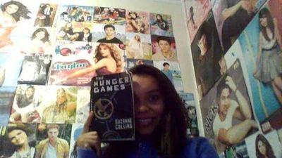 IAriellaEspania's profile picture. I am an actor, a friend, a sister, a daughter, a directioner, a muke clemmings shipper, a larry stylinson shipper, a smiler, a movie watcher, a song writer, a y