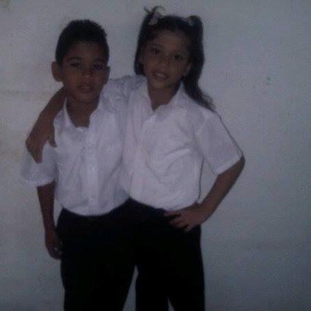 Sandra15bebe's profile picture. mis hermanitos  los quiero *