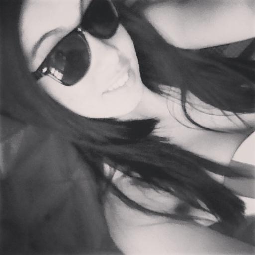 16 anos, foco força e fé. haha :p