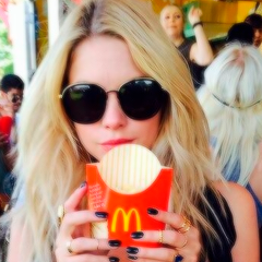 mcliam1D's profile picture. 