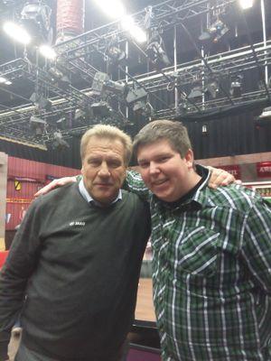 dennyyellow's profile picture. PSV supporter // #TeamMvG // #ICTFC // Euphoniumnist // VI-addict // Chuck // Darter // Leau yn dysels en fiel dy fûgelfrij