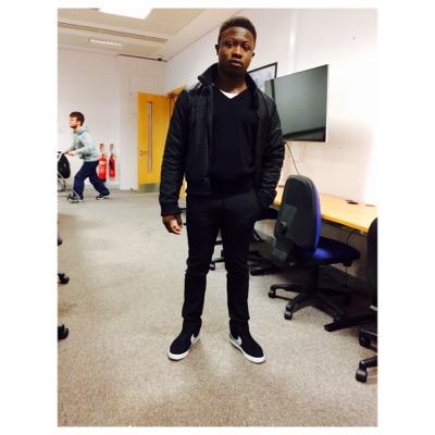 lconteh24's profile picture. #teamfollowback