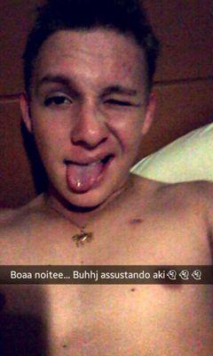 sagitariano... namorando cm a mulher mais linda e perfeita desse mundo.. cowboy.. sertanejoo snap: neloorinho