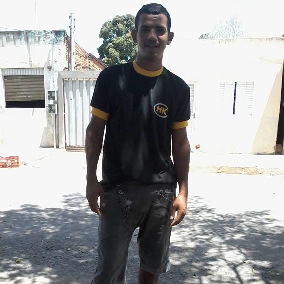 Tim beta, me segue, retwita e curti que faço o mesmo :)
