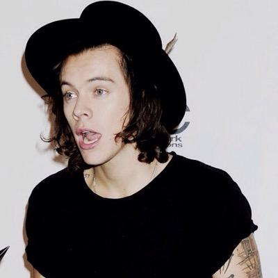 frostynjhh's profile picture. follow @taintedhes