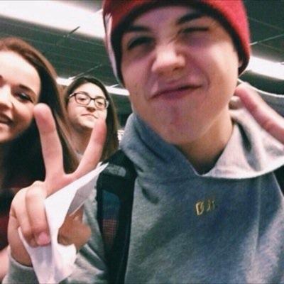 Need help with a layout? Recommend me some pics of your fav and ill help