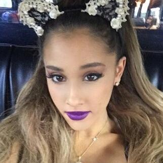 ... @ArianaGrande