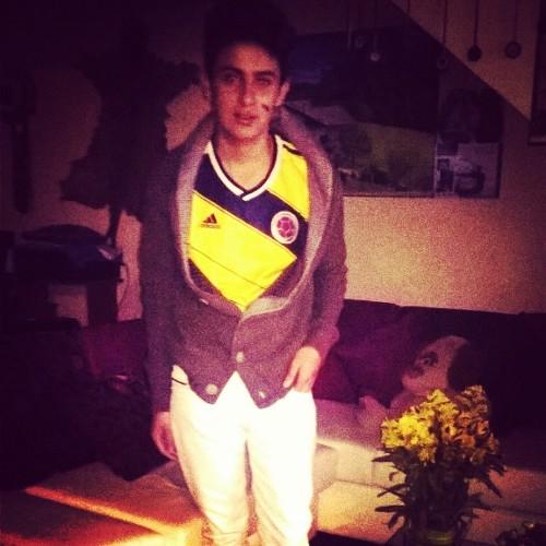 pena_pevabryan's profile picture. GoodnotDead