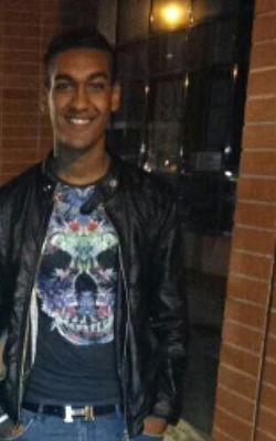 Samirlvg's profile picture. Snap / samirlavega
insta / red_reddington
Demande moi boy