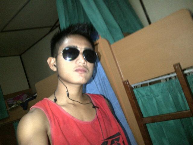 Sendiri' tiada Ɣªήğ nemani....? Ɣªήğ Ma̶̲̥̅̊υ̲̣̥ sini