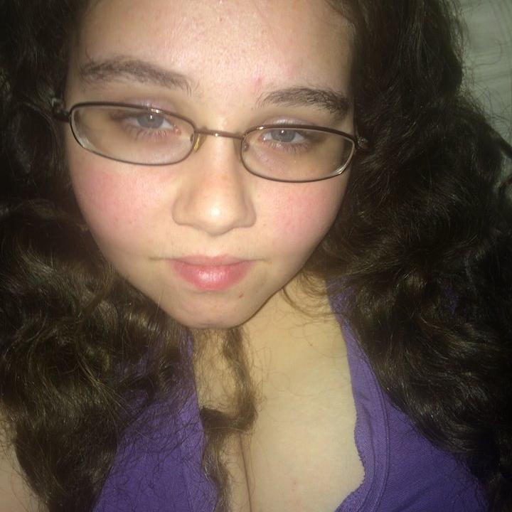 amanda_coss's profile picture. 23 year old mother of three girls that I love dearly. 
I love to watch ghost hunters every wensday night. And I'm an EMT student