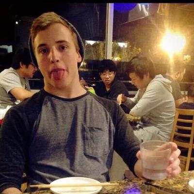 733333Z's profile picture. 