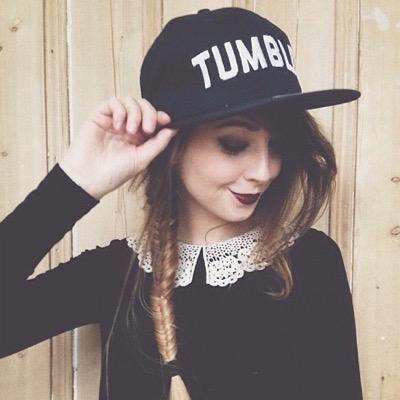ReunionAcacia's profile picture. 