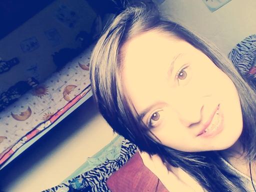 !!...disfruta de la vida 
que es corta...
!!=D                                 !!...no te amargues es muy cara...!!...mejor sonrie que es gratis....!!!