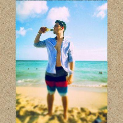 ¡ FOLLOW !