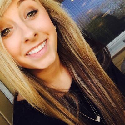 TaylerNikole's profile picture. happily taken - 17 - junior OKIE