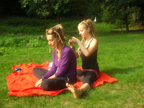 RASTASBARCELONA's profile picture. ...se hacen las rastas en BCN: http://t.co/hsEYO0VOdF