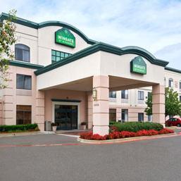 wingatedallastx's profile picture. Downtown Dallas Texas Hotels provides free continental breakfast and free Wi-Fi Internet access.