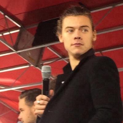 hey guys its @fourliams i follow back !!