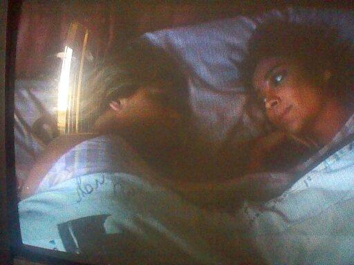 JoiSmith126's profile picture. big pll fan and flash and arrow and faking it